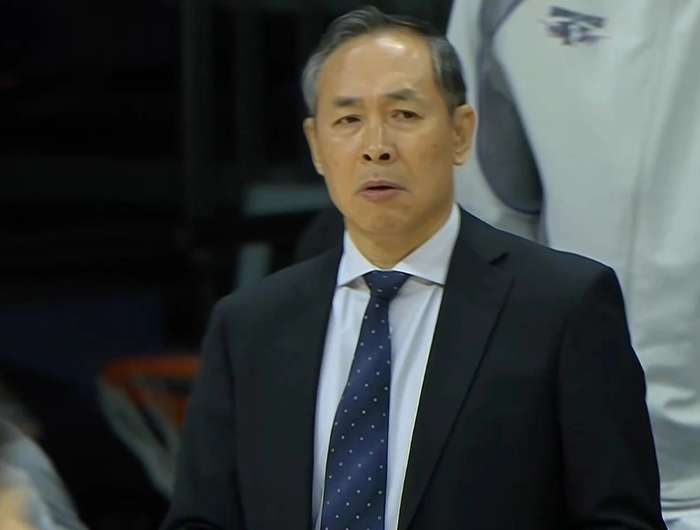 北京末节崩盘许利民决策遭质疑，麦基弃用成关