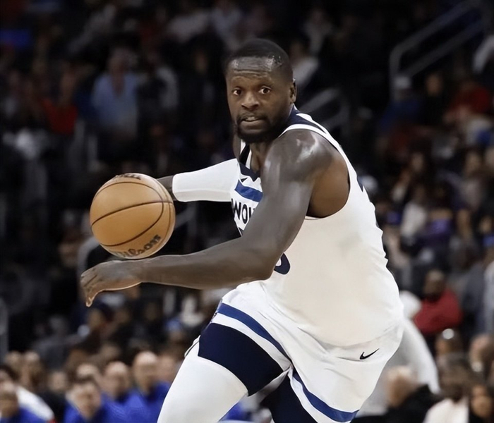 森林狼逆转开拓者，火箭终结连败，西部排名格