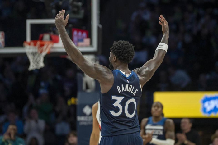 火箭队对阵湖人队或成季后赛最佳机会