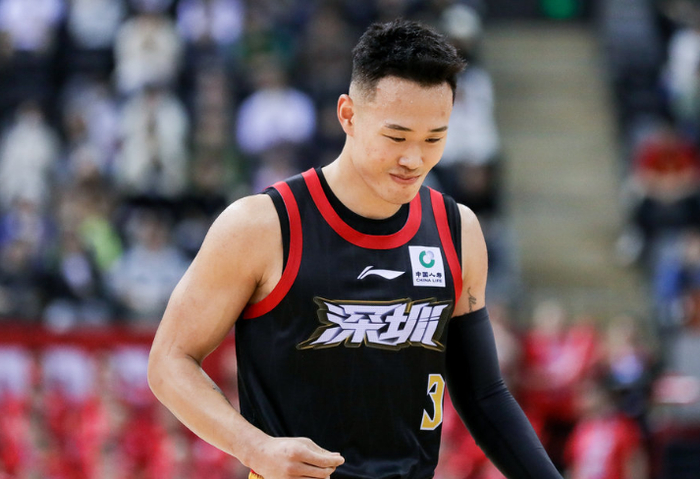 史密斯压哨绝杀助深圳客场险胜北控 提前锁定季