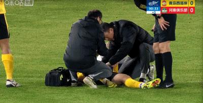 中超第7轮青岛西海岸0-0河南 战平关键球员多次错