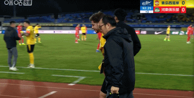 中超第7轮青岛西海岸0-0河南 战平关键球员多次错